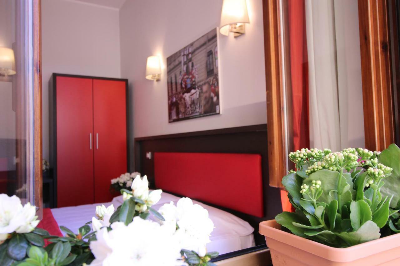 Hotel Al Corso เลนญาโน ภายนอก รูปภาพ